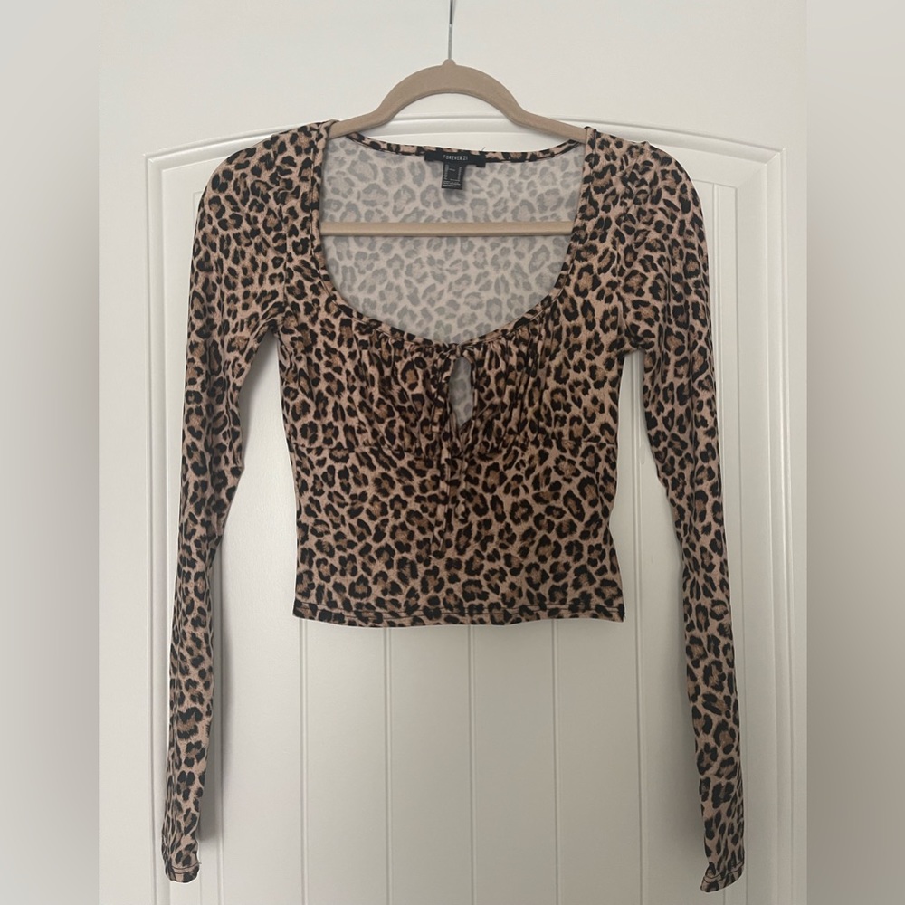 Leopard Print long sleeve top